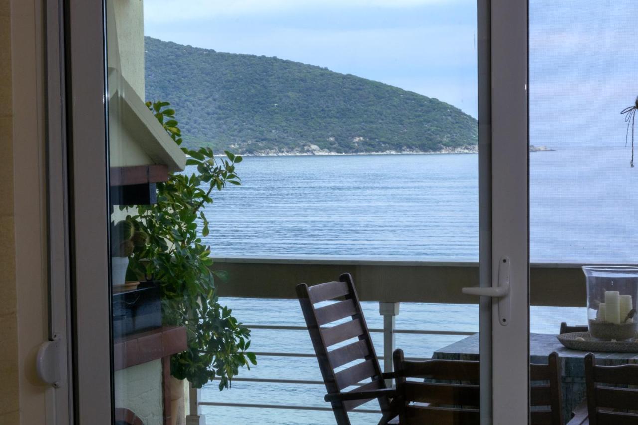 Seasthedayapartment Néa Péramos المظهر الخارجي الصورة
